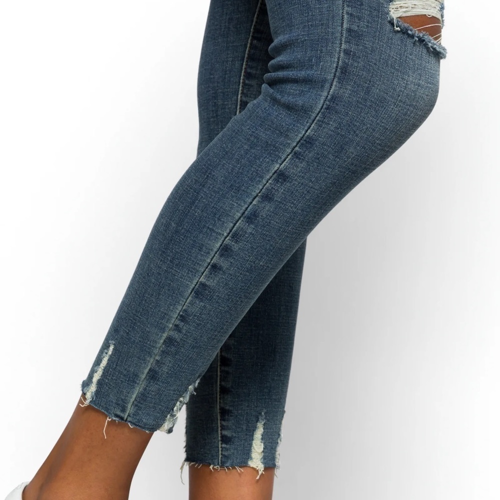 NWT PISTOLA
Arielle Skinny Distressed Scissor Cut Hem Jean/ indigo - Picture 4 of 5
